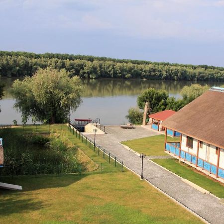 Camere De Inchiriat Băltenii de Sus Eksteriør billede