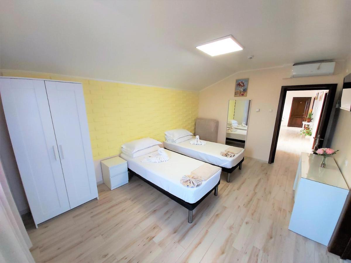 Camere De Inchiriat Băltenii de Sus Eksteriør billede