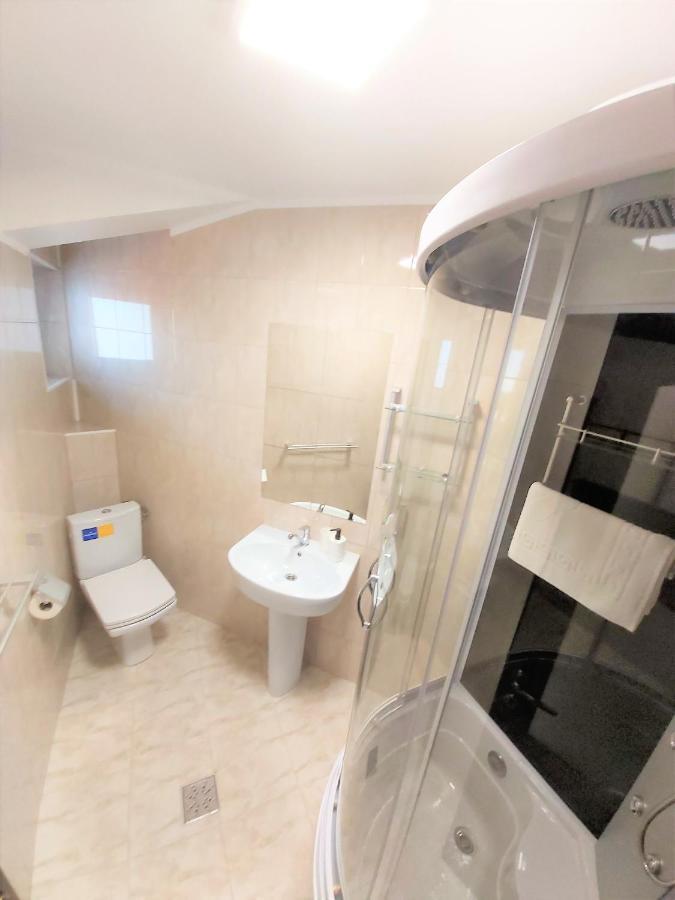 Camere De Inchiriat Băltenii de Sus Eksteriør billede