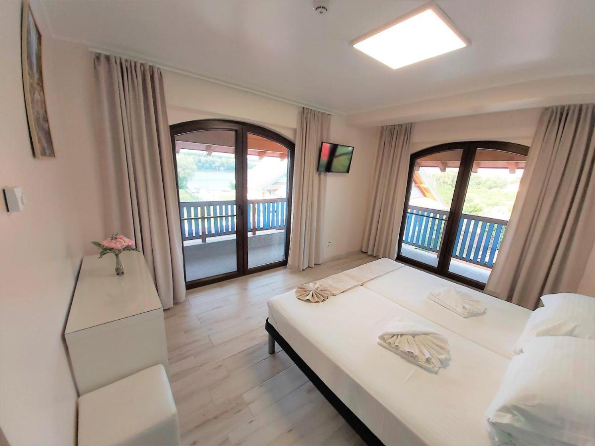 Camere De Inchiriat Băltenii de Sus Eksteriør billede